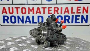 Usagé Pompe carburant mécanique Renault Master IV (JV) 2.3 Energy dCi 180 Twin Turbo 16V FWD Prix € 450,00 Règlement à la marge proposé par Automaterialen Ronald Morien B.V.