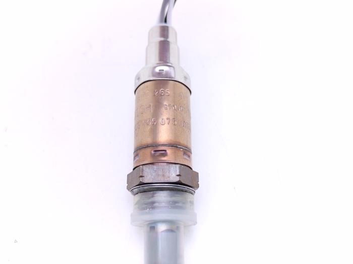 Lambda probe from a Volkswagen Polo III (6N1) 1.4i 60 1999
