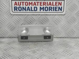 Używane Oswietlenie wewnetrzne tyl Opel Astra K Sports Tourer 1.4 Turbo 16V Cena € 10,00 Procedura marży oferowane przez Automaterialen Ronald Morien B.V.