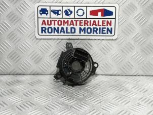 Usados Muelle de reloj airbag Opel Astra K Sports Tourer 1.4 Turbo 16V Precio € 25,00 Norma de margen ofrecido por Automaterialen Ronald Morien B.V.