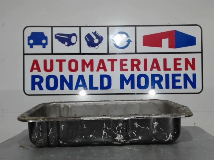 Gebrauchte Ölwanne Opel Vivaro 2.5 DTI 16V Preis € 25,00 Margenregelung angeboten von Automaterialen Ronald Morien B.V.