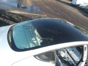 Gebrauchte Fenster hinten Tesla Model 3 EV AWD Preis € 545,00 Mit Mehrwertsteuer angeboten von Automaterialen Ronald Morien B.V.