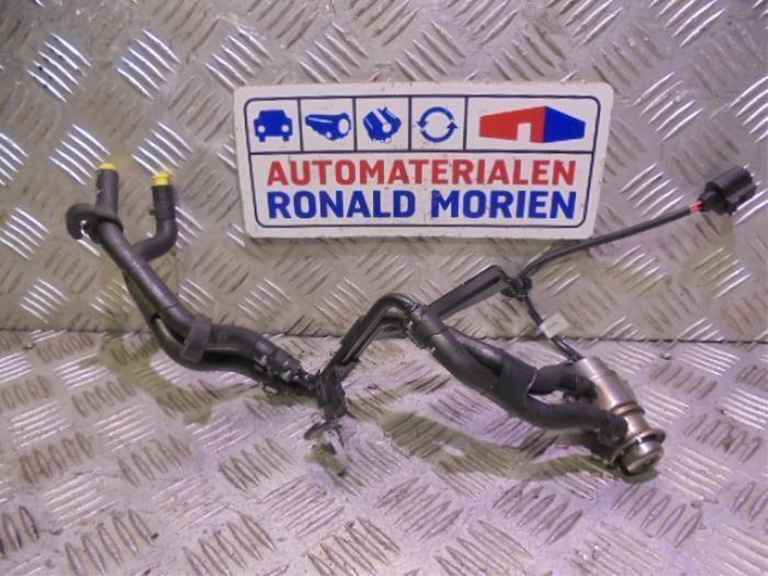 Usados Inyector Adblue Volkswagen Transporter/Caravelle T6 2.0 TDI 150 4Motion Precio € 68,99 IVA incluido ofrecido por Automaterialen Ronald Morien B.V.