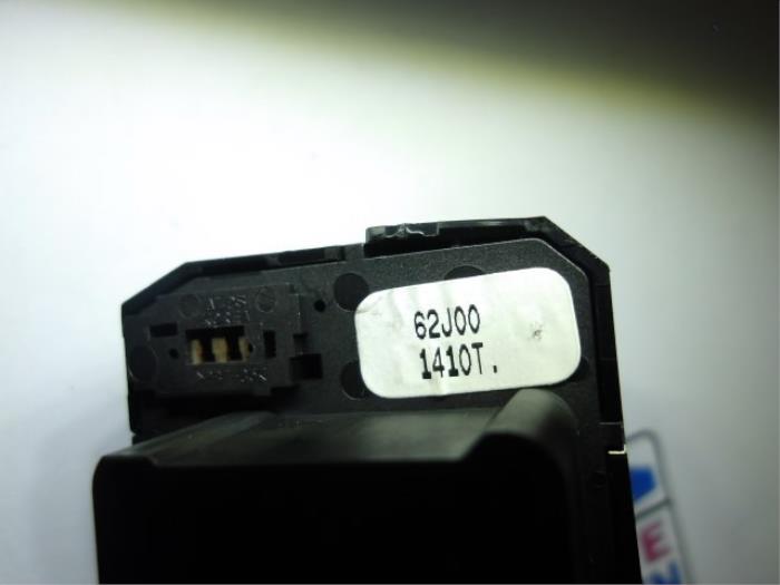 Interruptor de retrovisor de un Suzuki SX4 (EY/GY) 1.6 16V 4x2 2010
