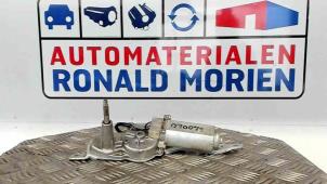 Usados Motor de limpiaparabrisas detrás Toyota Yaris (P1) 1.4 D-4D Precio € 15,00 Norma de margen ofrecido por Automaterialen Ronald Morien B.V.