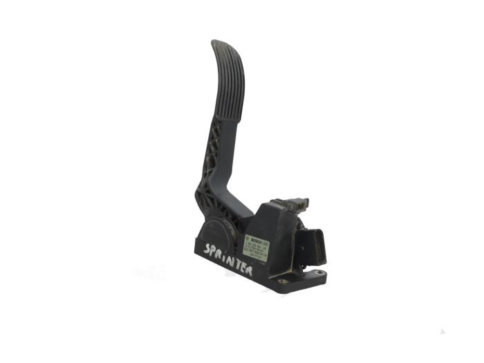Begagnade Gaspedalsensor Mercedes Sprinter 3t (903) 308 CDI 16V Pris € 14,95 Marginaltabell erbjuds av Automaterialen Ronald Morien B.V.