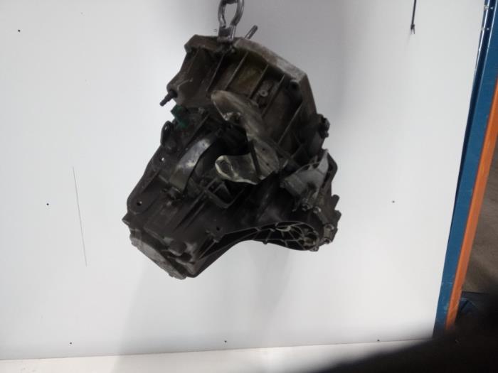 Gebrauchte Getriebe Renault Megane II (BM/CM) 1.5 dCi 105 Preis € 150,00 Margenregelung angeboten von Automaterialen Ronald Morien B.V.