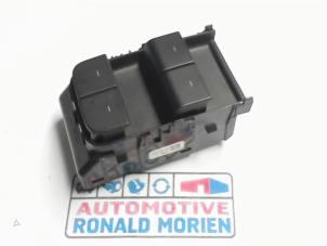 Usados Interruptor combinado de ventanillas Tesla Model 3 EV AWD Precio € 34,99 IVA incluido ofrecido por Automaterialen Ronald Morien B.V.