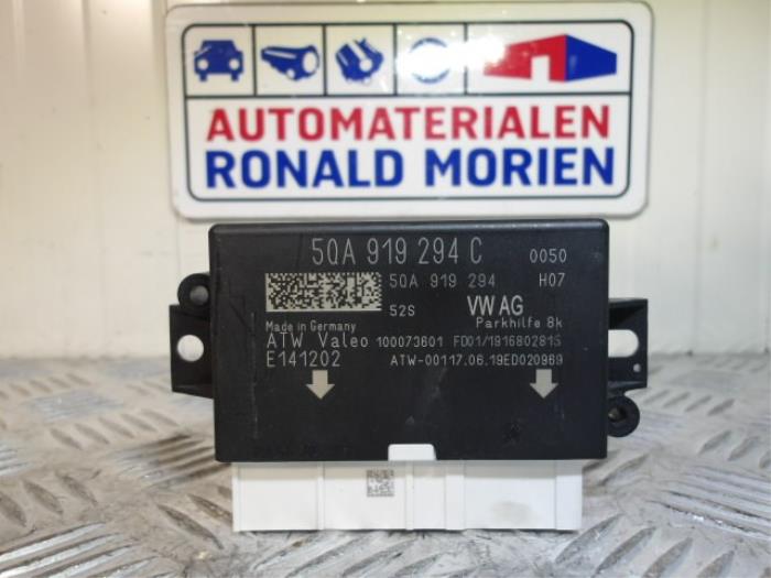 Usados Módulo PDC Audi RS 3 Sportback (8VA/8VF) 2.5 TFSI 20V Quattro Precio € 39,00 Norma de margen ofrecido por Automaterialen Ronald Morien B.V.