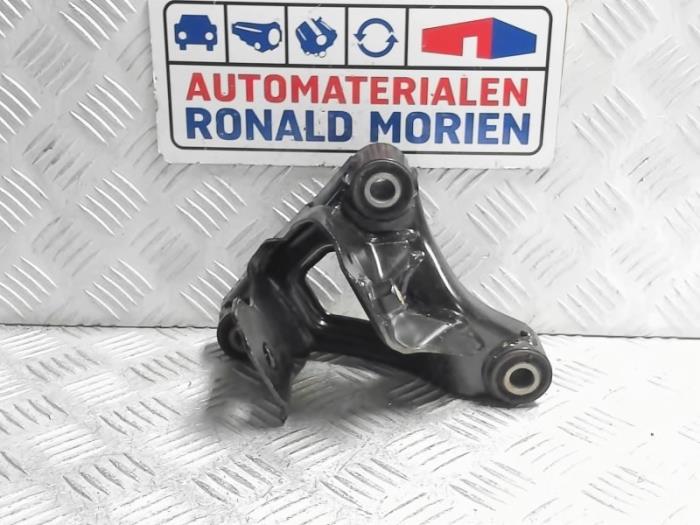 Usagé Support moteur Tesla Model 3 Long Range AWD 75 kWh Prix € 75,00 Prix TTC proposé par Automaterialen Ronald Morien B.V.