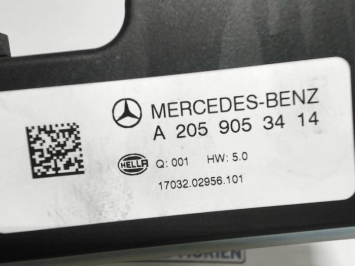 Modul (sonstige) van een Mercedes-Benz C Estate (S205) C-43 AMG 3.0 V6 24V Turbo 4-Matic 2017