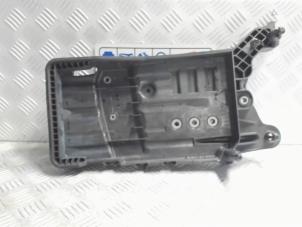 Used Battery box Volkswagen Tiguan (AD1) 1.5 TSI 16V Evo BlueMotion Technology Price € 19,00 Inclusive VAT offered by Automaterialen Ronald Morien B.V.