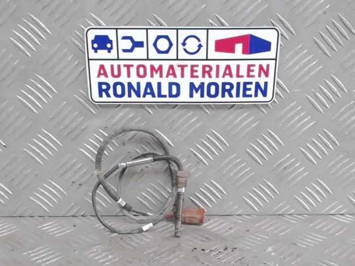 Usagé Sensor température d’échappement Volkswagen Crafter 2.0 TDI Prix € 35,00 Règlement à la marge proposé par Automaterialen Ronald Morien B.V.
