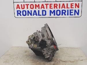 Used Gearbox Mini Mini Cooper S (R53) 1.6 16V Price € 650,00 Margin scheme offered by Automaterialen Ronald Morien B.V.