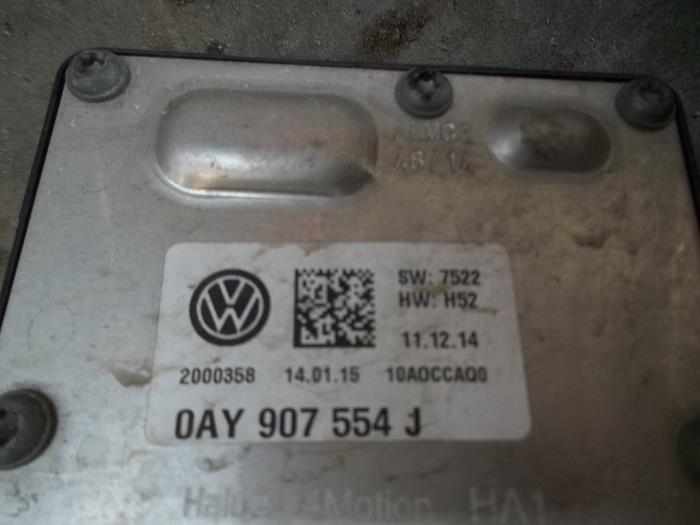 Differential hinten van een Volkswagen Tiguan (5N1/2) 2.0 TDI 16V 2015