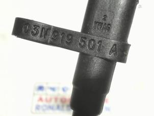 Engine temperature sensor from a Volkswagen Transporter T6 2.0 TDI 150 4Motion 2021
