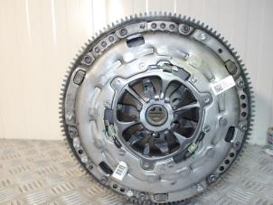 Used Clutch kit (complete) Volkswagen Transporter T6 2.0 TDI 150 4Motion Price € 475,00 Inclusive VAT offered by Automaterialen Ronald Morien B.V.