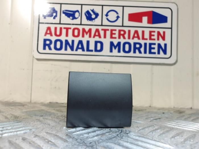Begagnade Utetemperatursensor Volkswagen Phaeton (3D) 3.2 V6 30V 4Motion Lang Pris € 15,00 Marginaltabell erbjuds av Automaterialen Ronald Morien B.V.