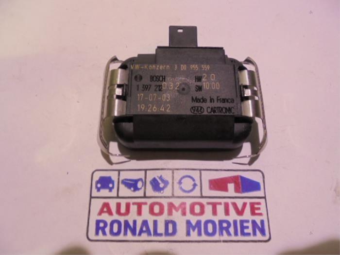 Begagnade Regnsensor Volkswagen Phaeton (3D) 3.2 V6 30V 4Motion Lang Pris € 65,00 Marginaltabell erbjuds av Automaterialen Ronald Morien B.V.