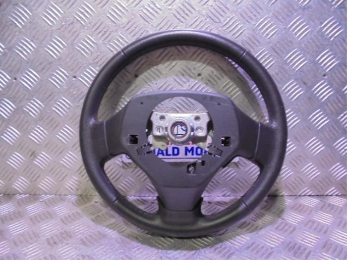 Steering wheel from a Peugeot 107 1.0 12V 2013