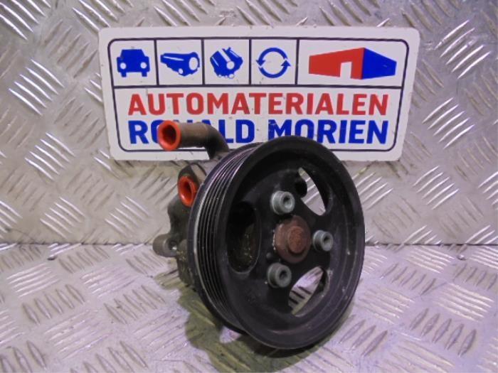 Usagé Pompe de direction Volkswagen Phaeton (3D) 3.2 V6 30V 4Motion Lang Prix € 95,00 Règlement à la marge proposé par Automaterialen Ronald Morien B.V.