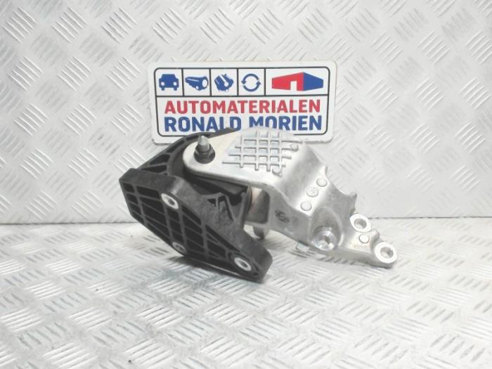 Engine mount from a Hyundai Ioniq EV 38 kWh 2019