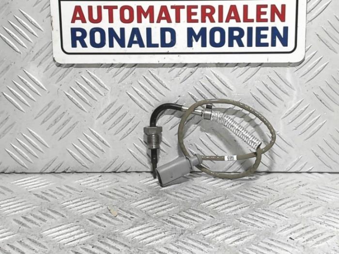 Nowe Czujnik temperatury spalin Volkswagen Touran (5T1) 2.0 TDI 150 Cena € 30,25 Z VAT oferowane przez Automaterialen Ronald Morien B.V.
