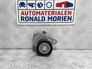 Used Drive belt tensioner Volkswagen Golf VII (AUA) 1.6 TDI 16V Price € 25,00 Inclusive VAT offered by Automaterialen Ronald Morien B.V.