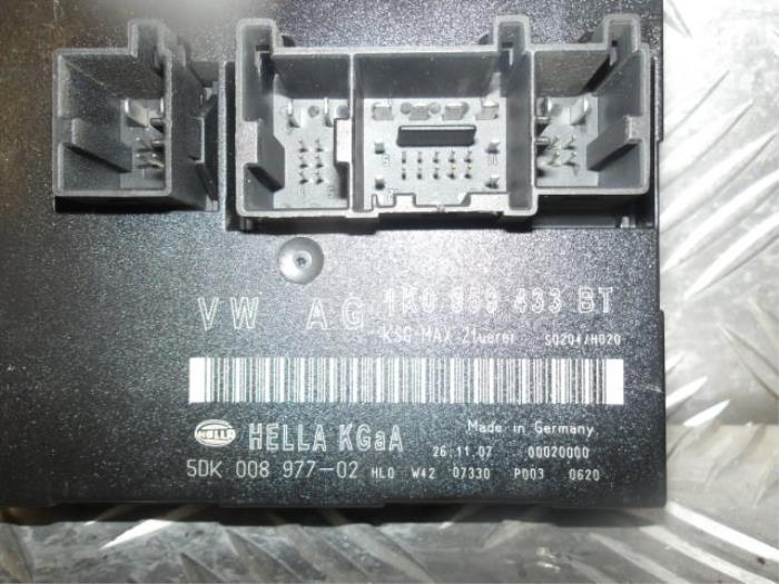 Used Body control computer Volkswagen Golf Plus (5M1/1KP) 1.9 TDI 105 Price € 30,25 Inclusive VAT offered by Automaterialen Ronald Morien B.V.