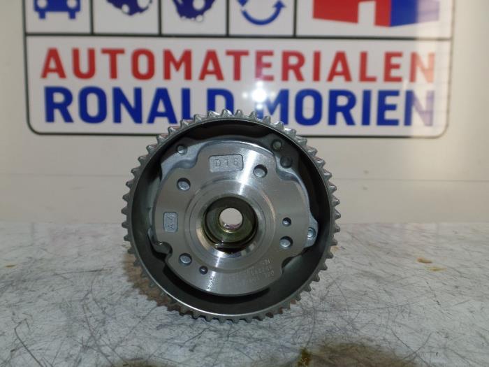 Camshaft adjusters with engine code CPW stock | ProxyParts.com