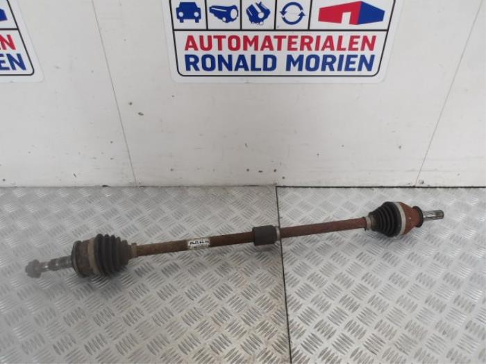 Front drive shaft, right from a Vauxhall Astra Mk.7 1.4 16V 2016