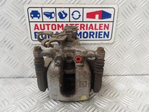 Used Rear brake calliper, left Opel Astra Mk.7 1.4 16V Price € 50,00 Inclusive VAT offered by Automaterialen Ronald Morien B.V.
