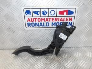 Used Accelerator pedal Ford Focus 3 Wagon 1.0 Ti-VCT EcoBoost 12V 125 Price € 15,00 Margin scheme offered by Automaterialen Ronald Morien B.V.