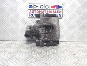 Used Rear brake calliper, right Ford Focus 3 Wagon 1.0 Ti-VCT EcoBoost 12V 125 Price € 25,00 Margin scheme offered by Automaterialen Ronald Morien B.V.