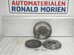 New Clutch kit (complete) Nissan X-Trail (T32) 1.7 dCi All Mode Price € 475,00 Inclusive VAT offered by Automaterialen Ronald Morien B.V.