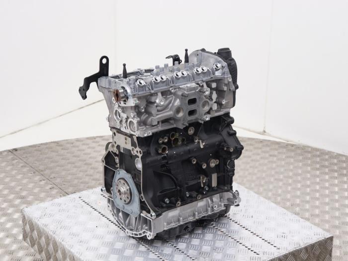 Engine from a Volkswagen Golf VII (AUA) 2.0 GTI 16V Performance Package 2017