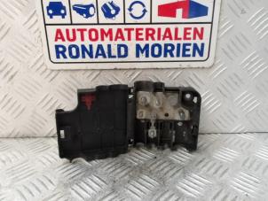 Usagé Divers Audi Q5 (8RB) 3.0 TDI V6 24V Quattro Prix € 10,00 Règlement à la marge proposé par Automaterialen Ronald Morien B.V.