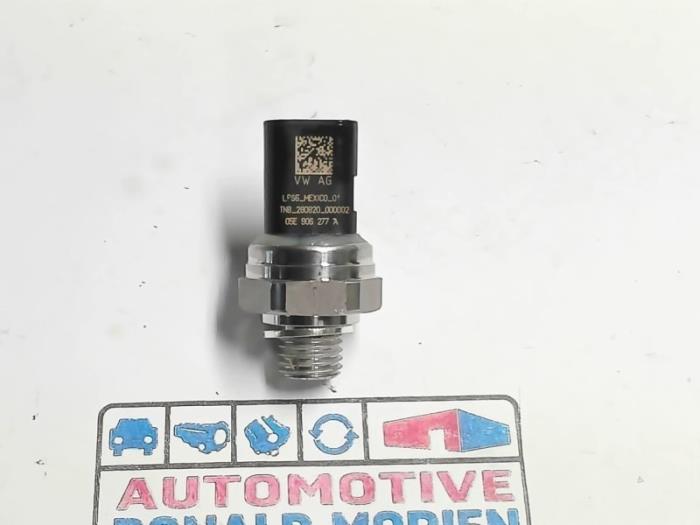 Begagnade Oljetryckssensor Volkswagen Golf VIII (CD1) 1.5 eTSI 16V Pris € 48,99 Inklusive moms erbjuds av Automaterialen Ronald Morien B.V.