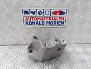 Used Gearbox mount Audi A1 Sportback (GBA) 1.0 25 TFSI 12V Price € 25,00 Inclusive VAT offered by Automaterialen Ronald Morien B.V.