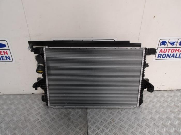 Gebrauchte Kühler Volkswagen Transporter T6 2.0 TDI 150 Preis € 195,00 Mit Mehrwertsteuer angeboten von Automaterialen Ronald Morien B.V.