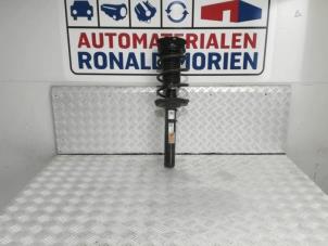 Used Front shock absorber rod, right Volkswagen Golf VII (AUA) 1.6 TDI BlueMotion 16V Price € 75,00 Inclusive VAT offered by Automaterialen Ronald Morien B.V.
