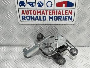 Used Rear wiper motor Volkswagen Golf VII (AUA) 1.6 TDI BlueMotion 16V Price € 14,99 Inclusive VAT offered by Automaterialen Ronald Morien B.V.