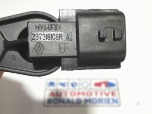 Kurbelwelle Sensor van een Renault Twingo III (AH) 1.0 SCe 75 12V 2021