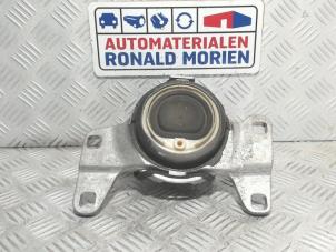 Used Engine mount Volvo V40 Cross Country (MZ) 2.0 T3 16V Price € 25,00 Margin scheme offered by Automaterialen Ronald Morien B.V.