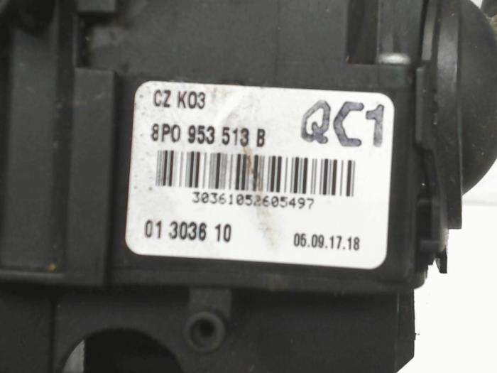 Interruptor combinado columna de dirección de un Audi A3 (8P1) 1.9 TDI 2008
