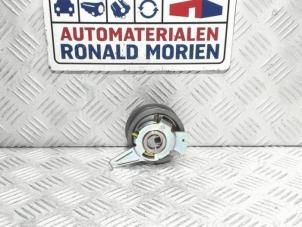 Used Timing belt tensioner Volkswagen Transporter/Caravelle T6 2.0 TDI 150 California 4Motion Price € 39,00 Inclusive VAT offered by Automaterialen Ronald Morien B.V.