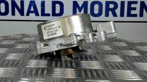 Gebrauchte Vakuumpumpe (Diesel) Ford S-Max (WPC) 2.0 TDCi 150 16V 4x4 Preis € 50,00 Margenregelung angeboten von Automaterialen Ronald Morien B.V.
