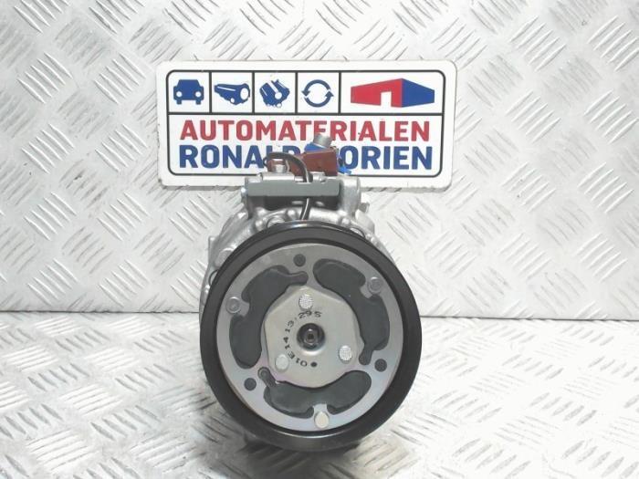 Usagé Compresseur de clim Volkswagen Transporter/Caravelle T6 2.0 TDI 150 Prix € 225,00 Prix TTC proposé par Automaterialen Ronald Morien B.V.