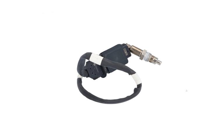 Usados Sensor Nox Volkswagen Transporter/Caravelle T6 2.0 TDI 150 Precio € 195,00 IVA incluido ofrecido por Automaterialen Ronald Morien B.V.