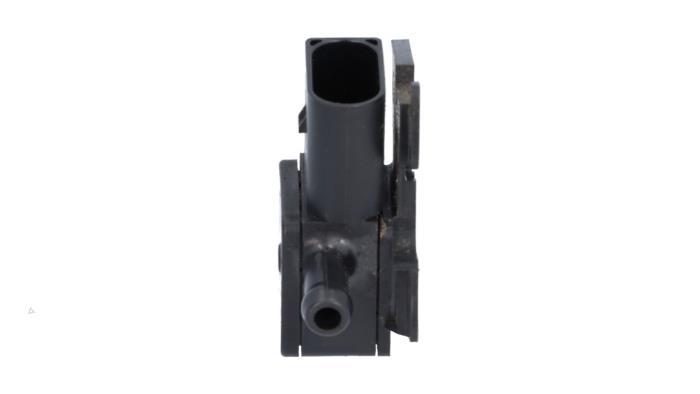 Begagnade Partikelfiltersensor BMW 1 serie (E81) 118d 16V Pris € 19,00 Marginaltabell erbjuds av Automaterialen Ronald Morien B.V.